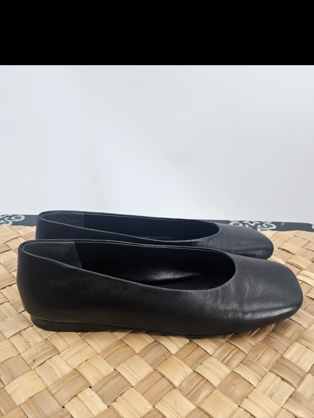 Vince Square Toe Leather Flats Size 6.5